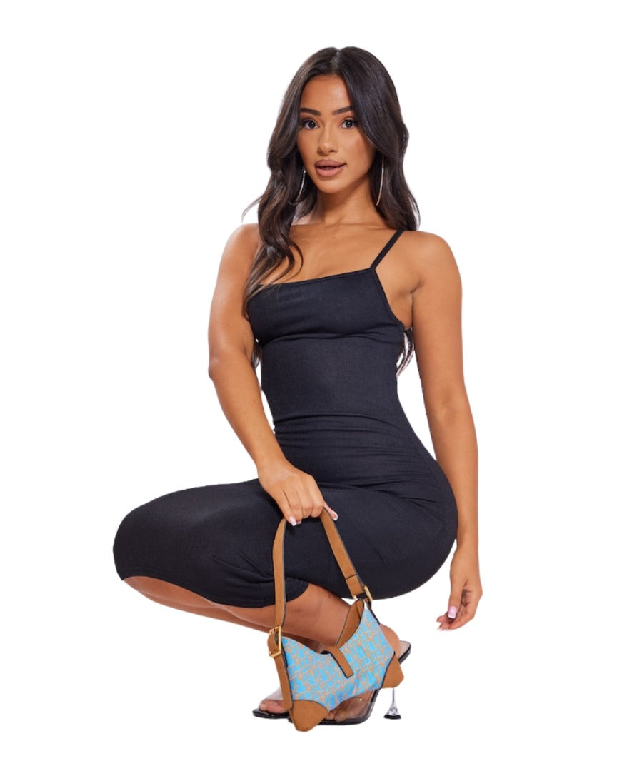 PRETTYLITTLETHING                   Petite Robe mi-longue noire à bretelles